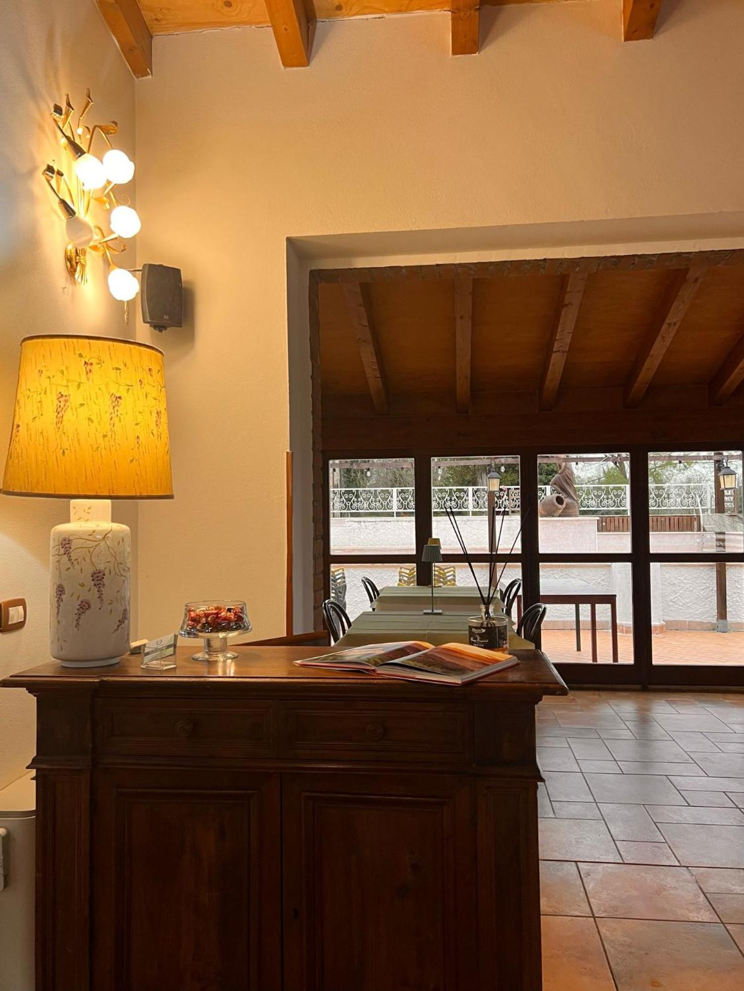 Hotel Il Pietreto كولّي فال ديلسا المظهر الخارجي الصورة